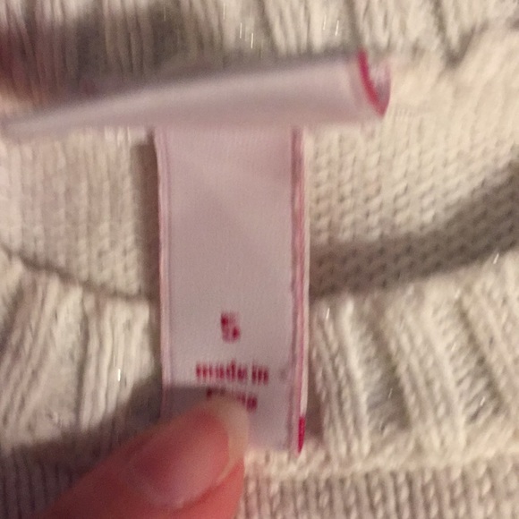 Cupcake sweater perfect for birthdays! - Picture 3 of 6